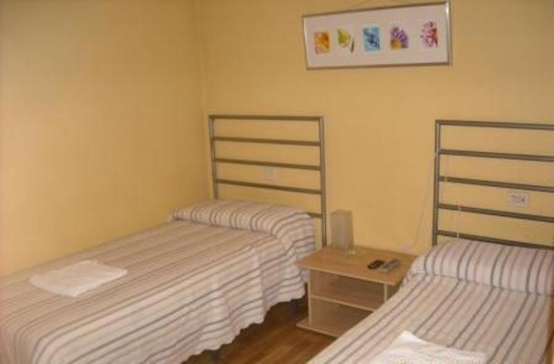 Apartamentos Fede Erandio Bilik gambar