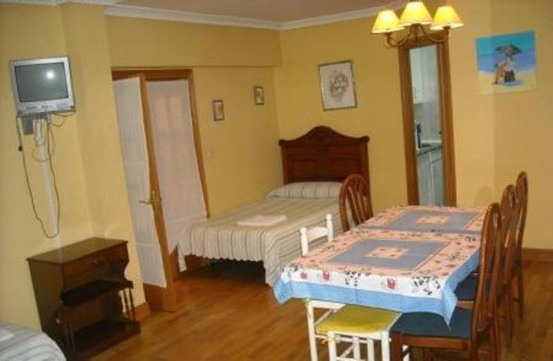Apartamentos Fede Erandio Bilik gambar